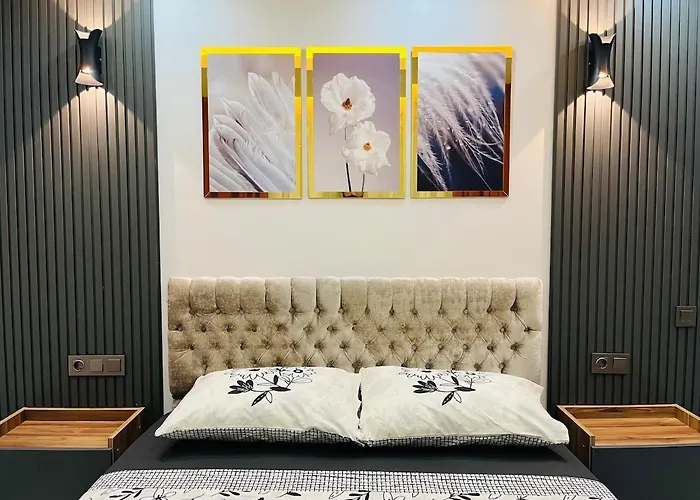 17 Luxury In The Center *