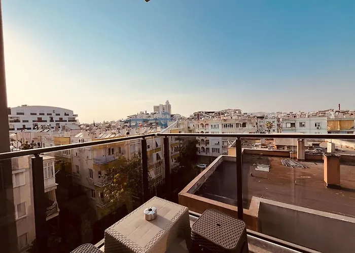 17 Luxury In The Center דירה *
